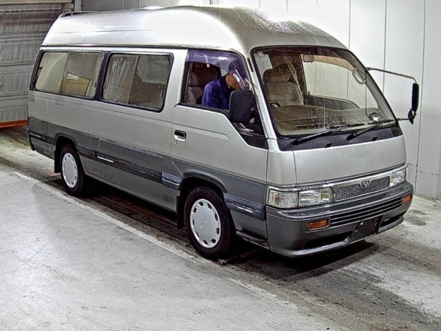 NISSAN CARAVAN
