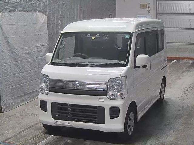 NISSAN CLIPPER RIO