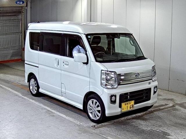 NISSAN CLIPPER RIO