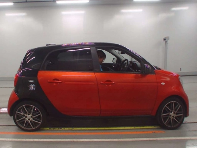 SMART FOURFOUR