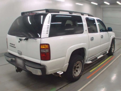 CHEVROLET SUBURBAN