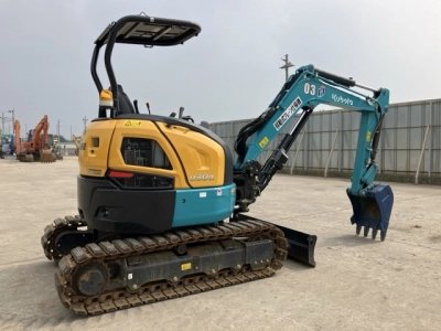 KUBOTA KUBOTA