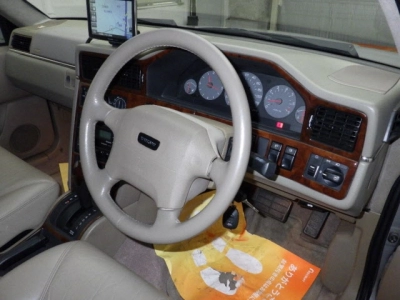 VOLVO 960