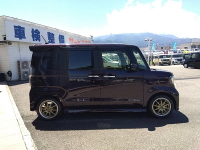 HONDA N BOX CUSTOM