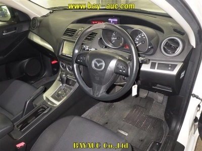 MAZDA AXELA SPORT