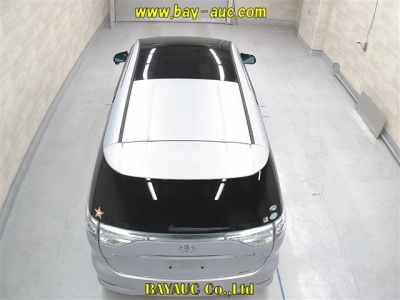 TOYOTA ESTIMA HYBRID