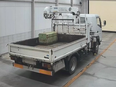 MITSUBISHI CANTER