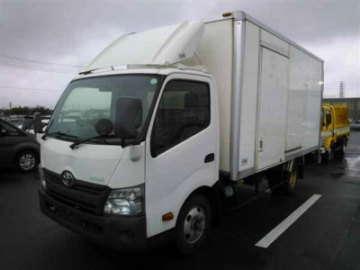TOYOTA DYNA