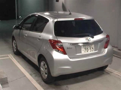 TOYOTA VITZ
