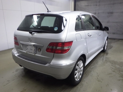 MERCEDES BENZ B CLASS