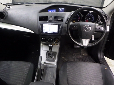 MAZDA AXELA SPORT