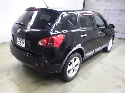 NISSAN DUALIS