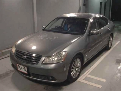 NISSAN FUGA