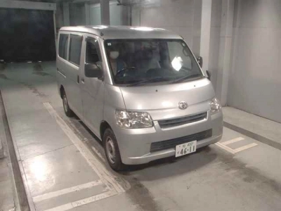 TOYOTA TOWN ACE VAN