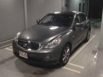 NISSAN SKYLINE CROSSOVER