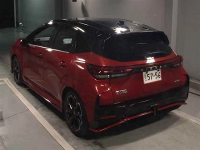 NISSAN AURA