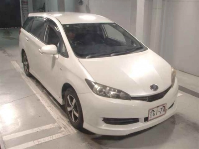 TOYOTA WISH