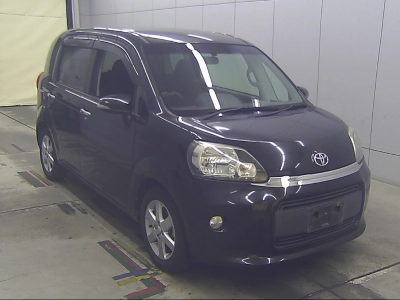 TOYOTA PORTE