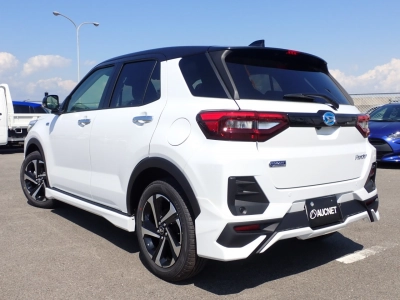 DAIHATSU ROCKY
