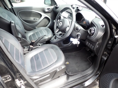 SMART FOURFOUR