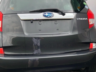 SUBARU TREZIA