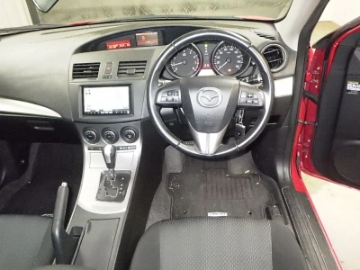 MAZDA AXELA SPORT