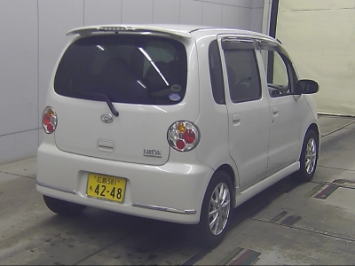 DAIHATSU MOVE LATTE