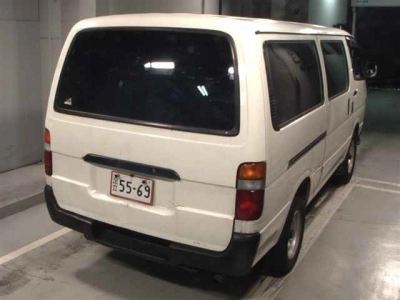 TOYOTA REGIUS VAN