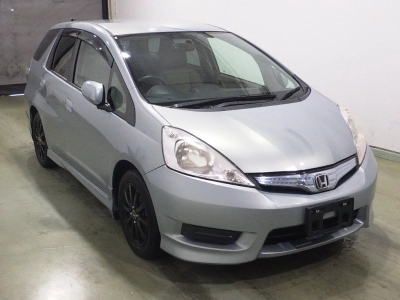 HONDA FIT SHUTTLE