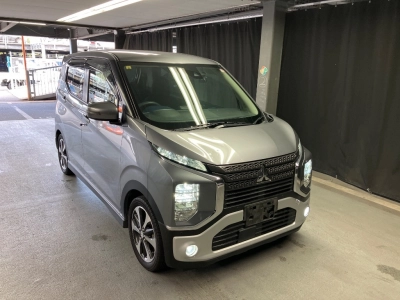 MITSUBISHI EK X