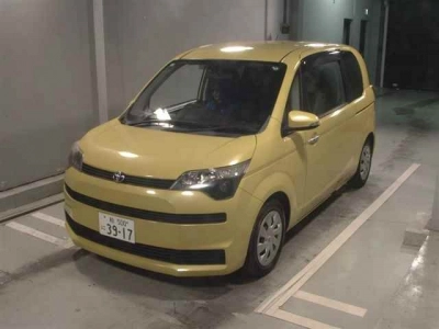 TOYOTA SPADE