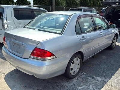 MITSUBISHI LANCER