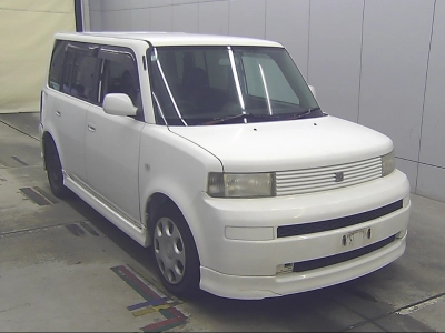 TOYOTA BB
