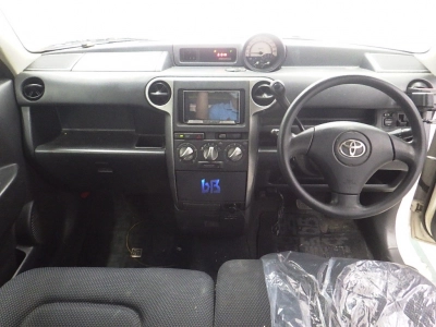 TOYOTA BB