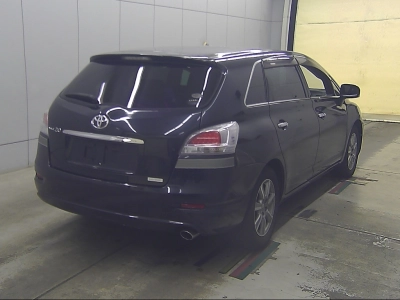 TOYOTA MARK X ZIO