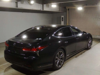 LEXUS LS