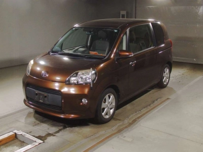 TOYOTA PORTE