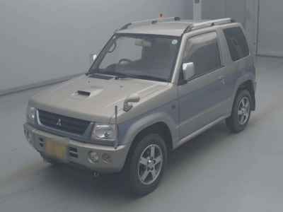 MITSUBISHI PAJERO MINI