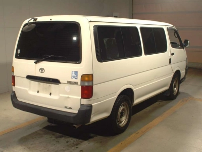 TOYOTA HIACE WAGON