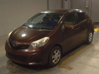 TOYOTA VITZ