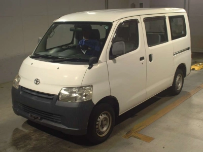 TOYOTA TOWN ACE VAN
