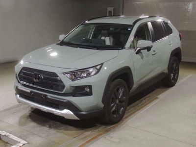TOYOTA RAV4