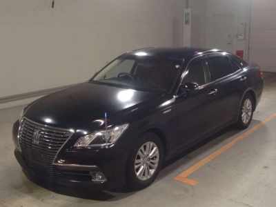 TOYOTA CROWN HYBRID