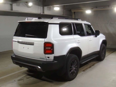 TOYOTA LAND CRUISER 250