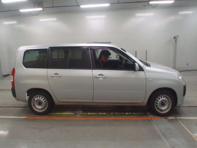 TOYOTA SUCCEED WAGON