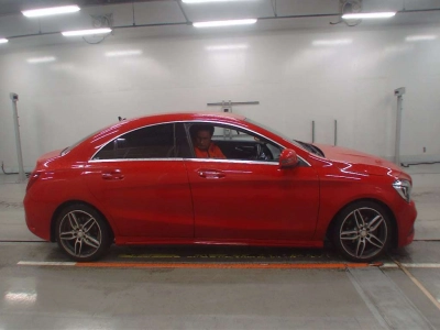 MERCEDES BENZ CLA
