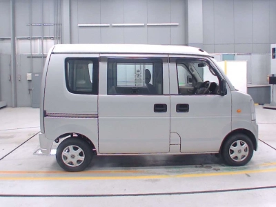 NISSAN NV100 CLIPPER