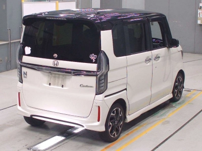 HONDA N BOX CUSTOM