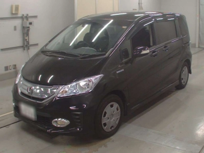 HONDA FREED HYBRID