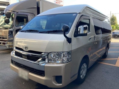 TOYOTA HIACE WAGON